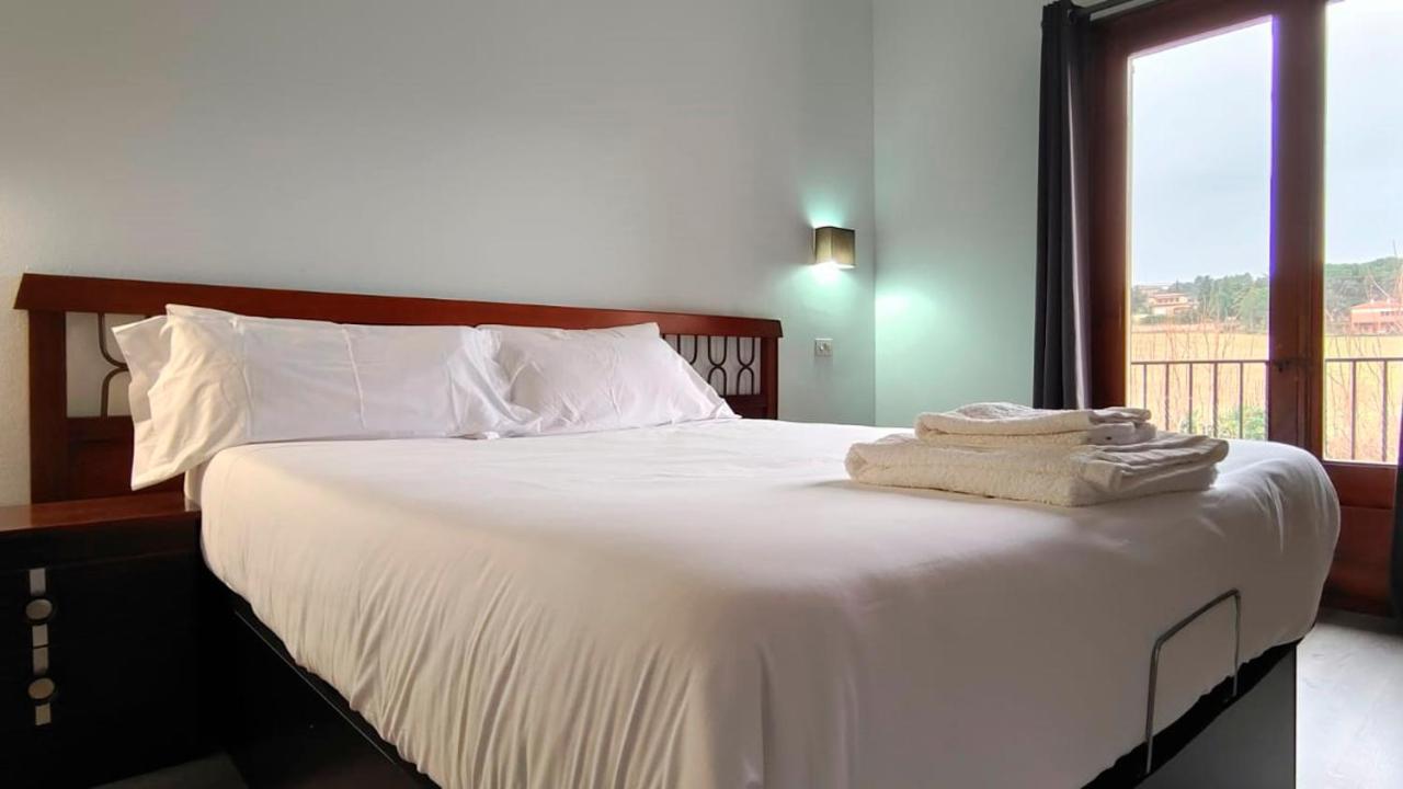 Hotel Fiesta Mega Only Adults Darnius エクステリア 写真